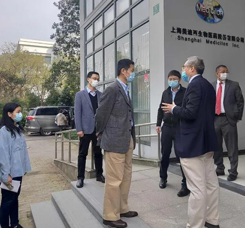 上海市委常委、副市长吴清一行调研上海人生就是博生物医药股份有限公司张江园区